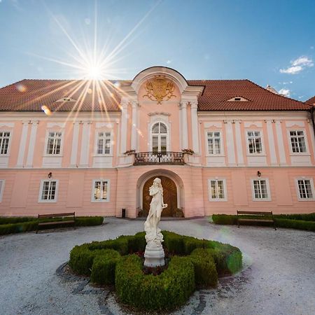 Hotel Zamek Hradek U Susice Exterior foto